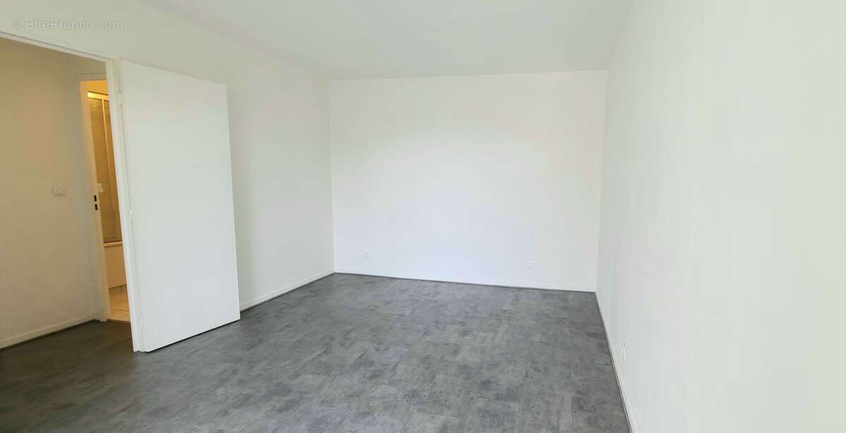 Appartement à THIAIS