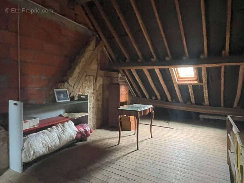 Maison à LA BAZOCHE-GOUET