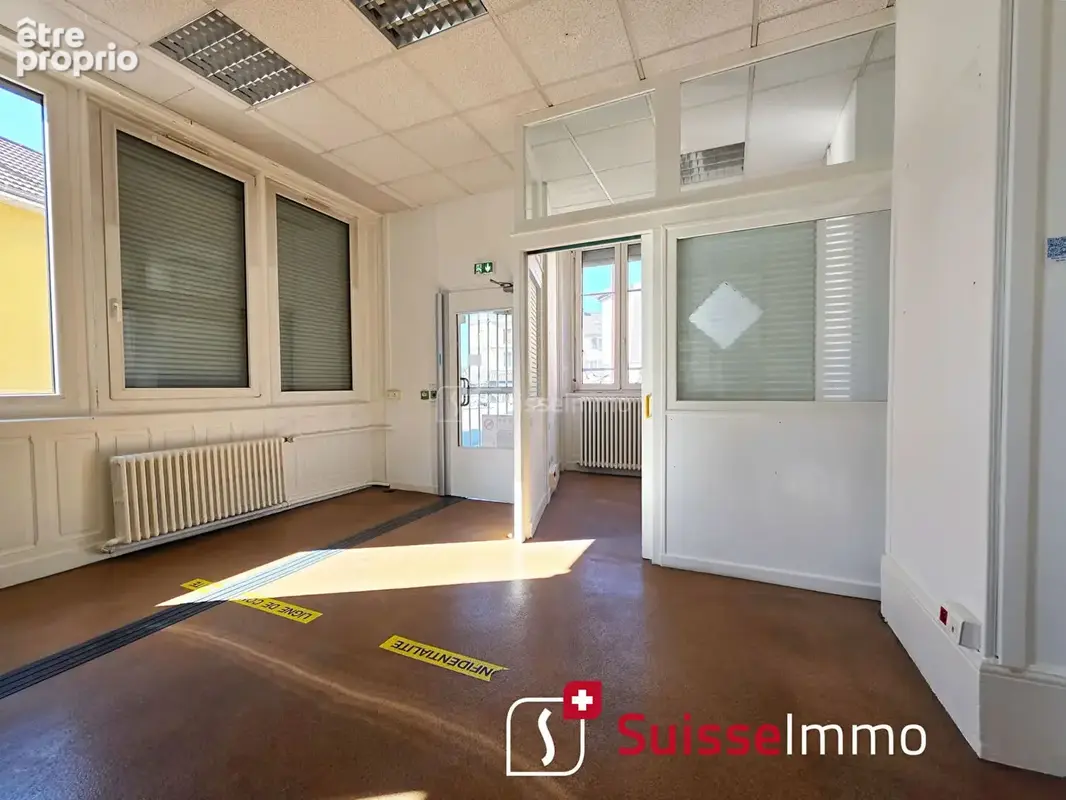 Immeuble L Isle Sur Le Doubs 692 m2 - photo 4