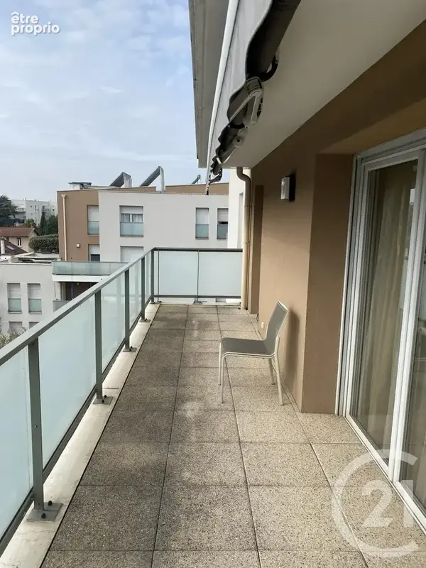 Appartement 3 pièces 92 m² à vendre à Decines-Charpieu (69150) - photo 6