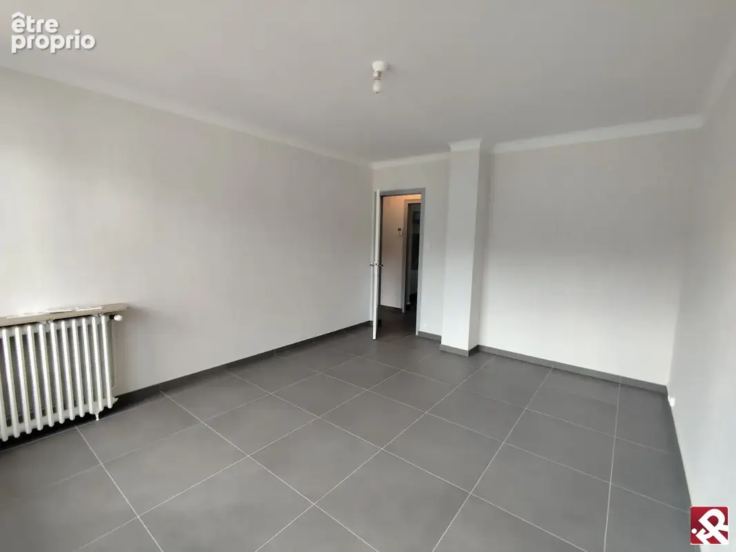 Appartement 2 pièces 41 m² à vendre à Gueret (23000) - photo 2