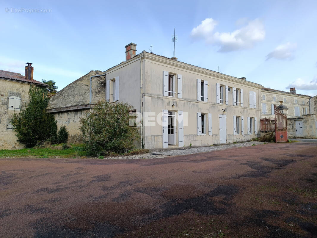 Maison à VERVANT