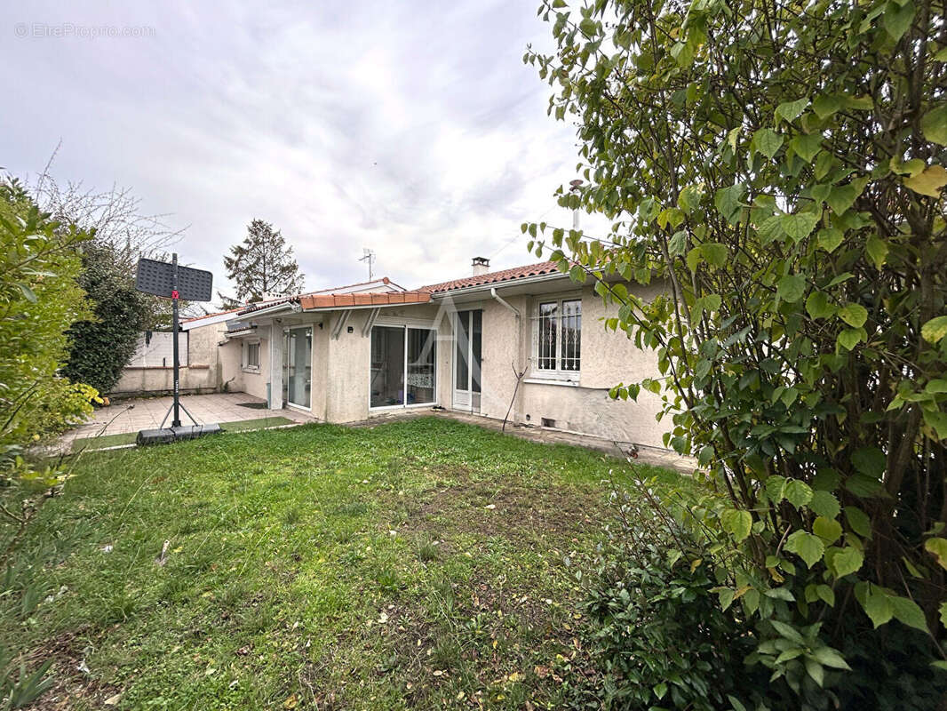 Maison à SAINT-MEDARD-EN-JALLES