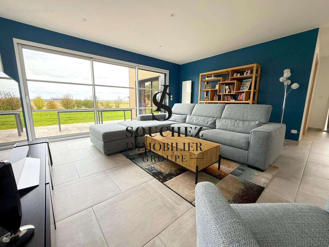 Maison à GOUY-SOUS-BELLONNE