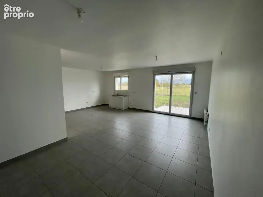 Maison T5 (2024), sur 900 m² de parcelle - photo 3