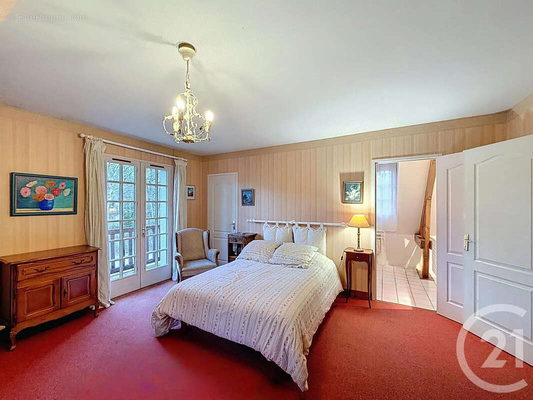 Maison à MENESTREAU-EN-VILLETTE