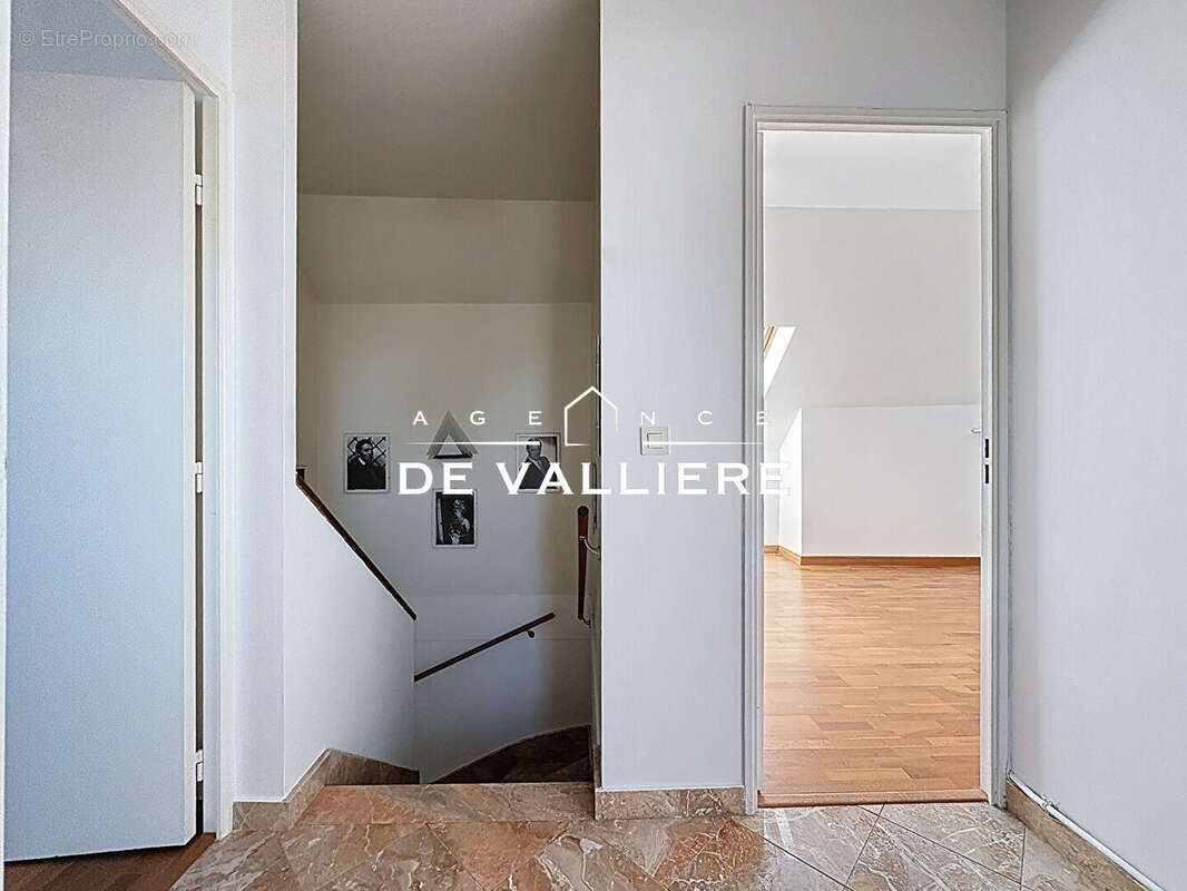 Appartement à NANTERRE