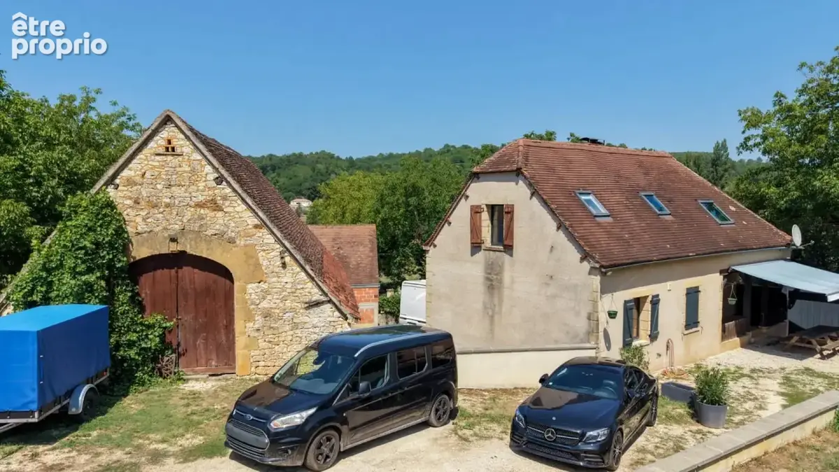 EXCLUSIVITE SECTEUR GOURDON - Enclos en pierre comprenant maison - photo 4