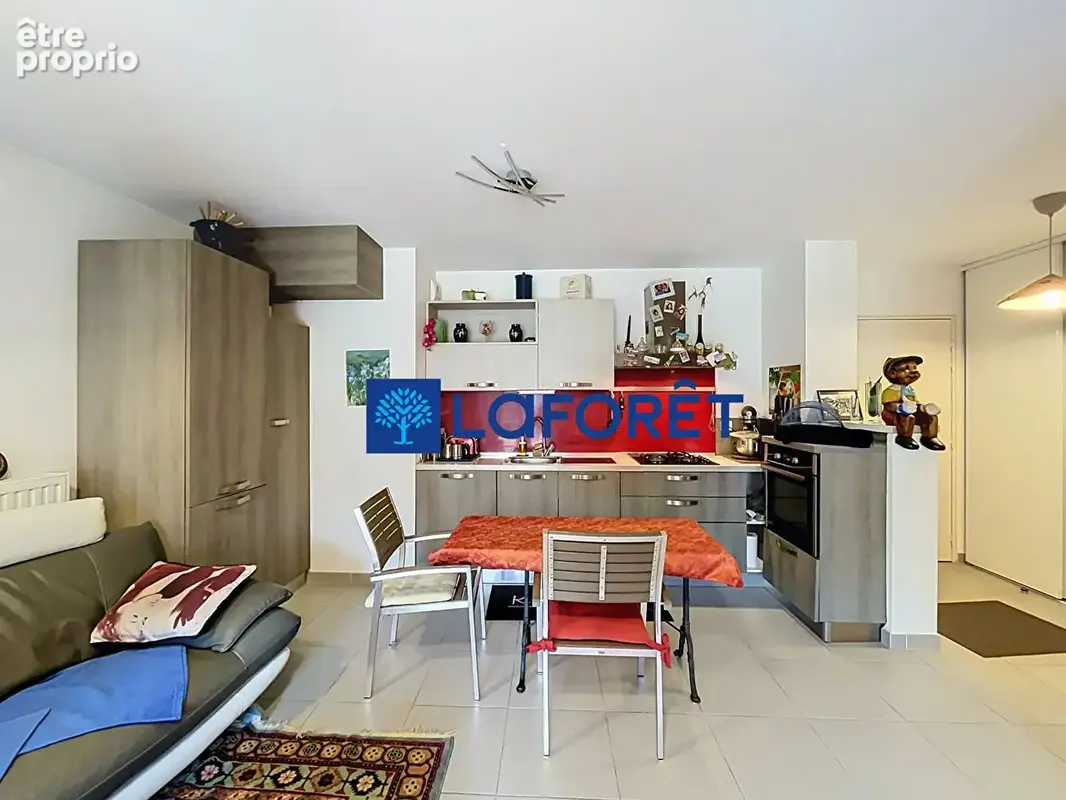 Photo Appartement à Hyeres au prix de 235 200€