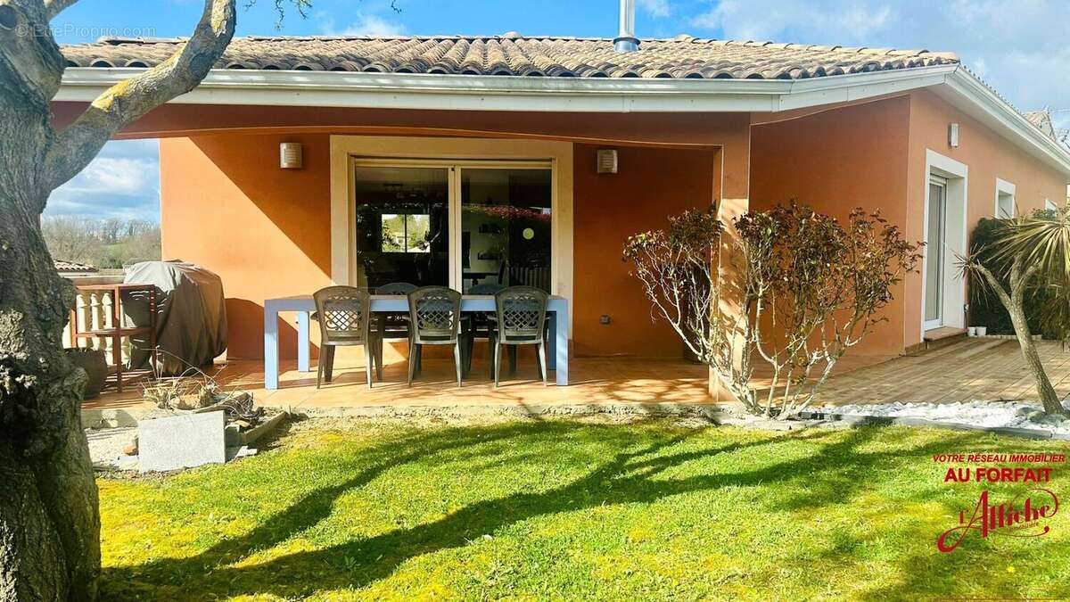 Maison à BRUGUIERES