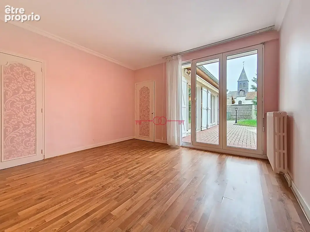 Maison Familiale - 4 chambres - Saint Etienne Au Temple - photo 8
