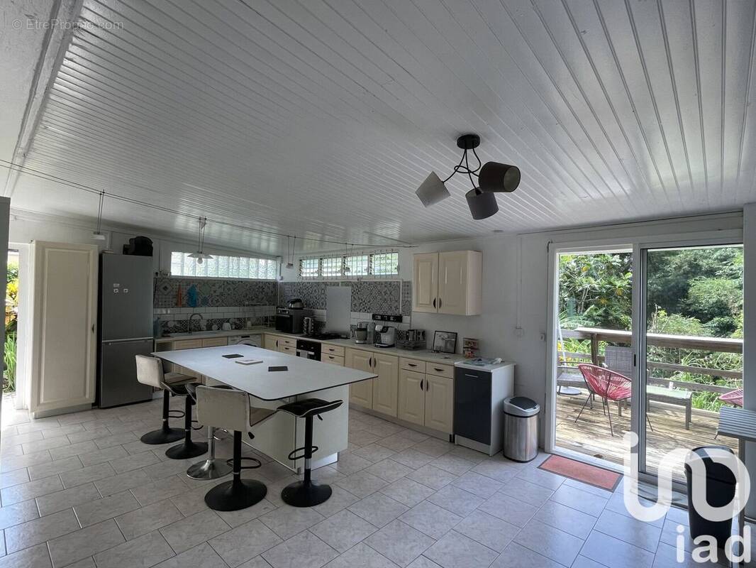 Photo 1 - Maison à RIVIERE-PILOTE