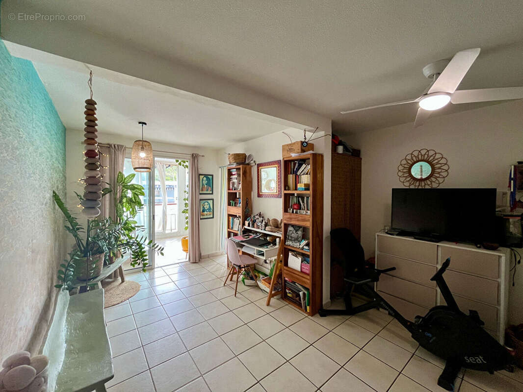 Appartement à SAINTE-LUCE