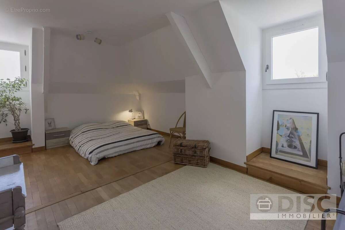 Magnifique propriété avec vues à 360° à 3 minutes du centre-ville de Caussade. - photo 25