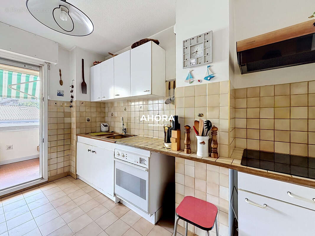 Appartement à MARSEILLE-9E