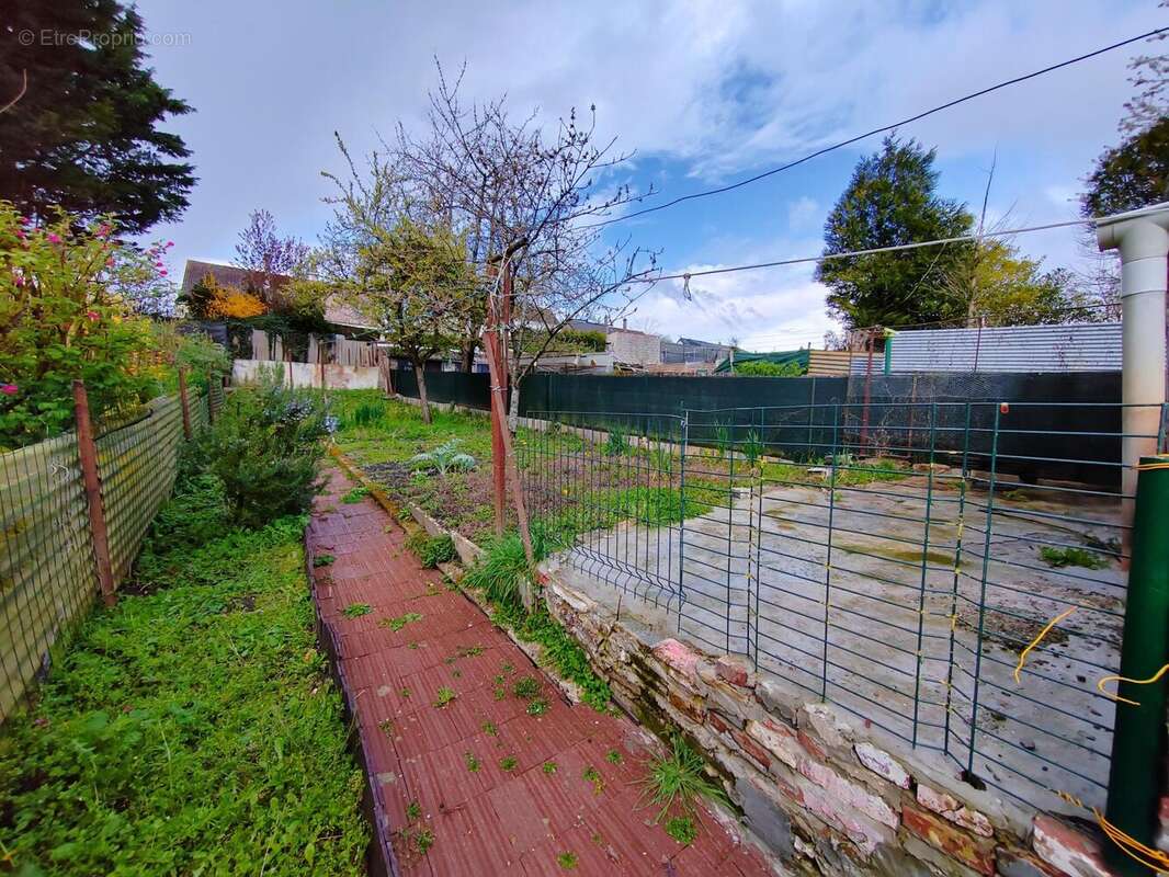 Photo 2 - Maison à LE CATEAU-CAMBRESIS