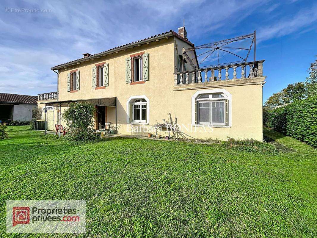 Maison à SAINT-SULPICE