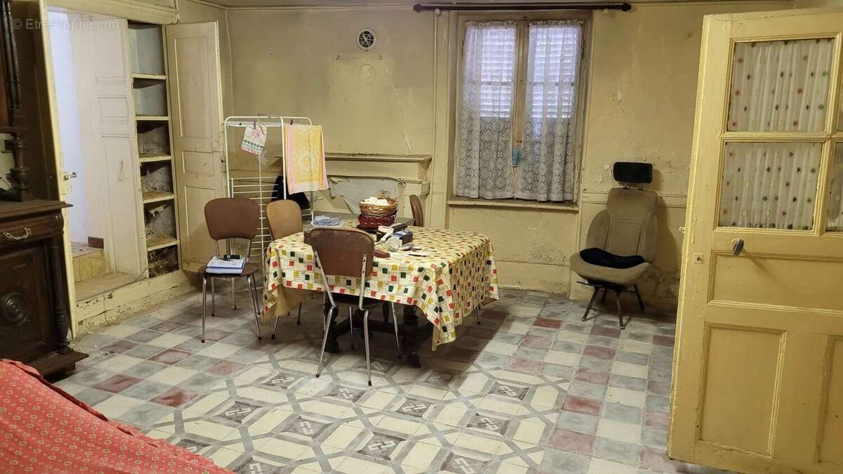 Maison à FRUGERES-LES-MINES