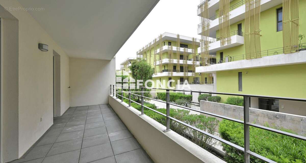 Appartement à JUVIGNAC