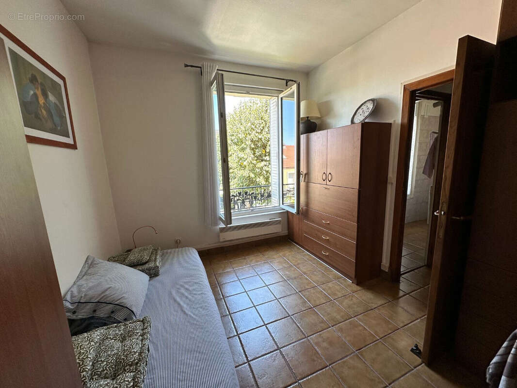 Appartement à LE PERREUX-SUR-MARNE