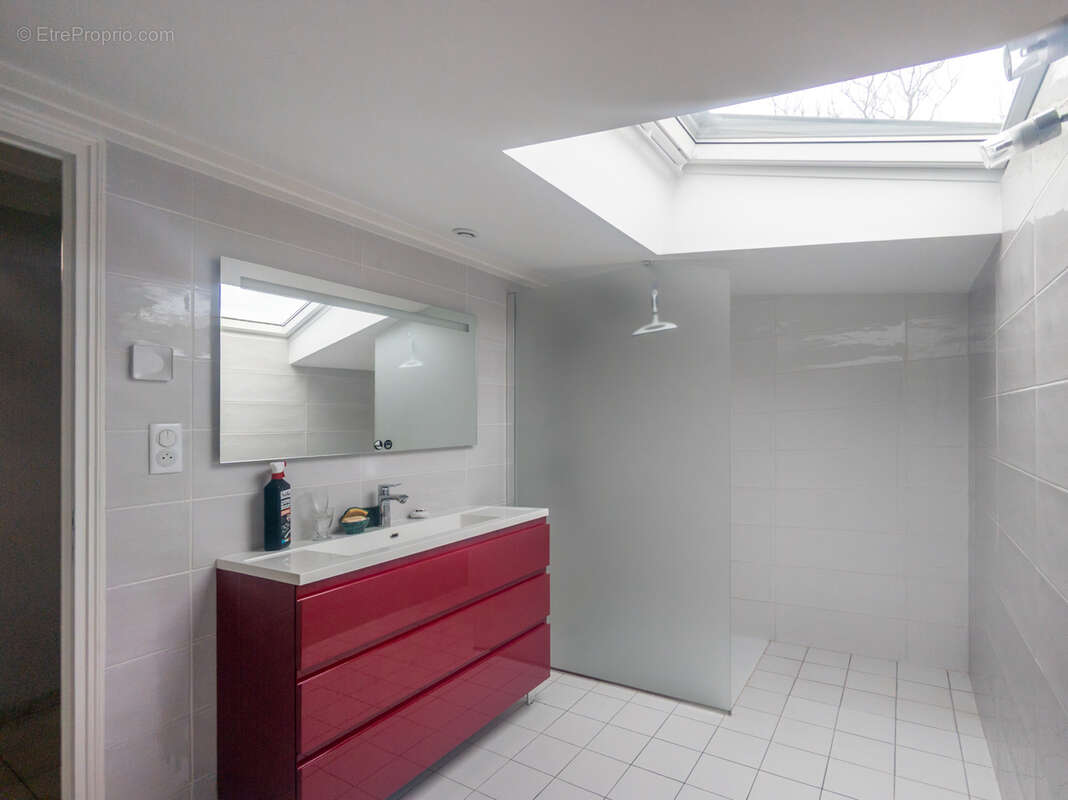 Maison à SAINT-SAVINIEN