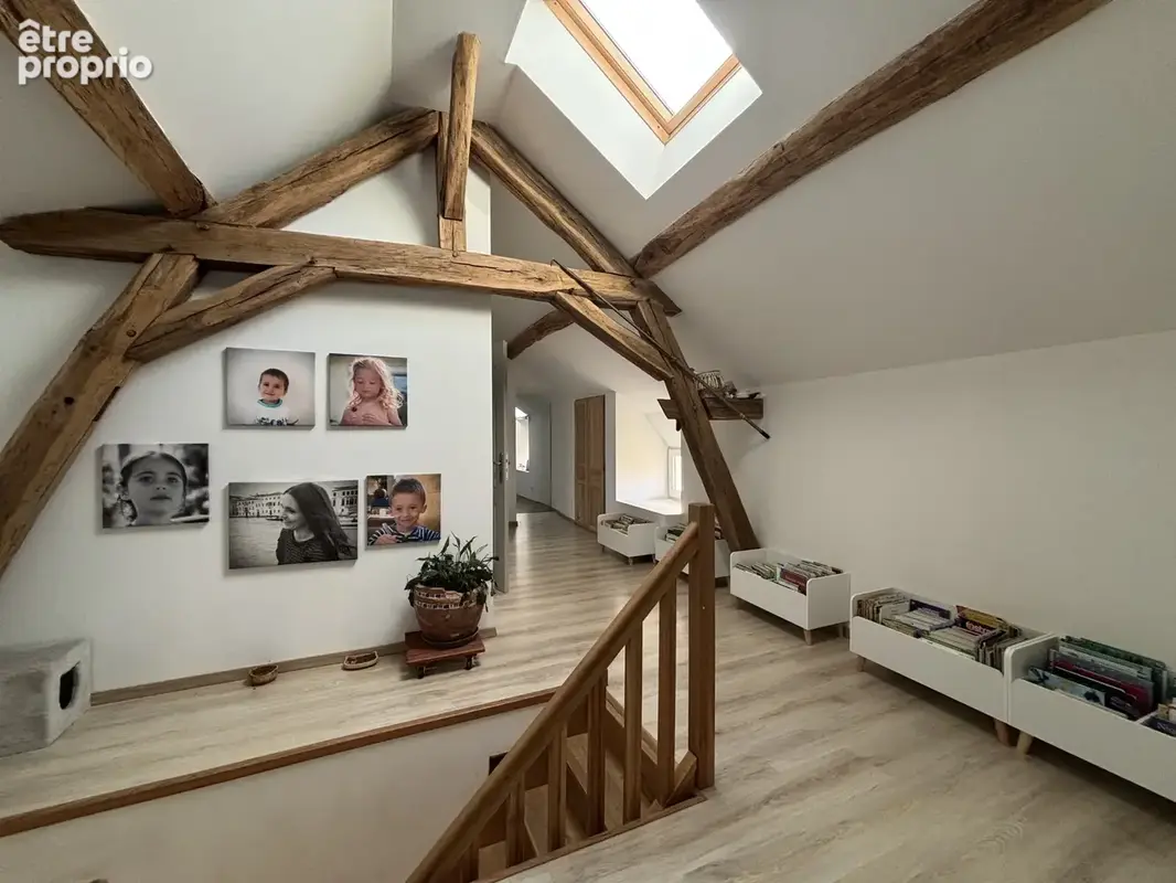 Ancien corps de ferme comprenant une demeure de 210m2 avec un terrain 3200M2 et dépendances - photo 16