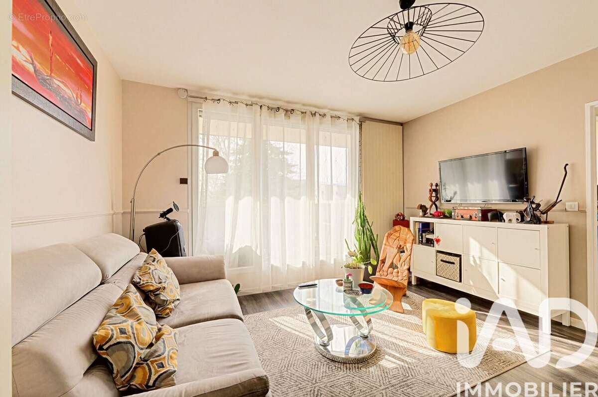 Photo 3 - Appartement à THORIGNY-SUR-MARNE