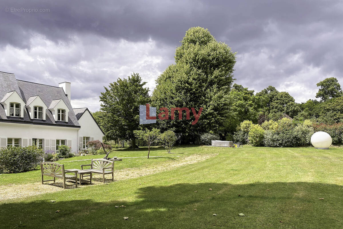 Maison à SOISY-SUR-SEINE