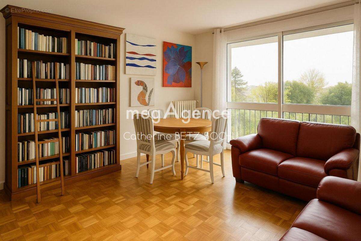 Appartement à EPINAY-SUR-SEINE