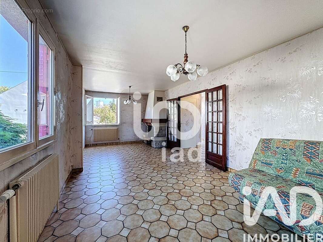 Photo 5 - Maison à CORBEIL-ESSONNES