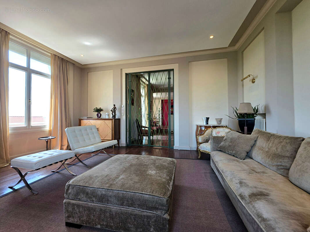 Appartement à ROMANS-SUR-ISERE
