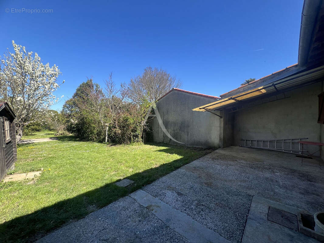 Castanet-Tolosan! Maison de village T4 de 105 m² avec jardin - photo 2