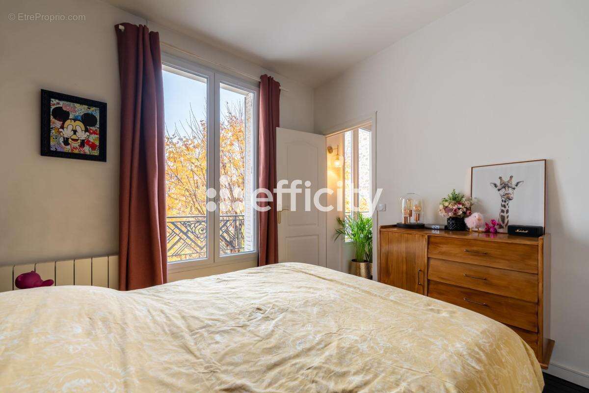 Appartement à SURESNES