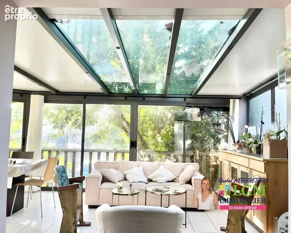 Photo Maison à La Roche-Sur-Yon au prix de 500 000€