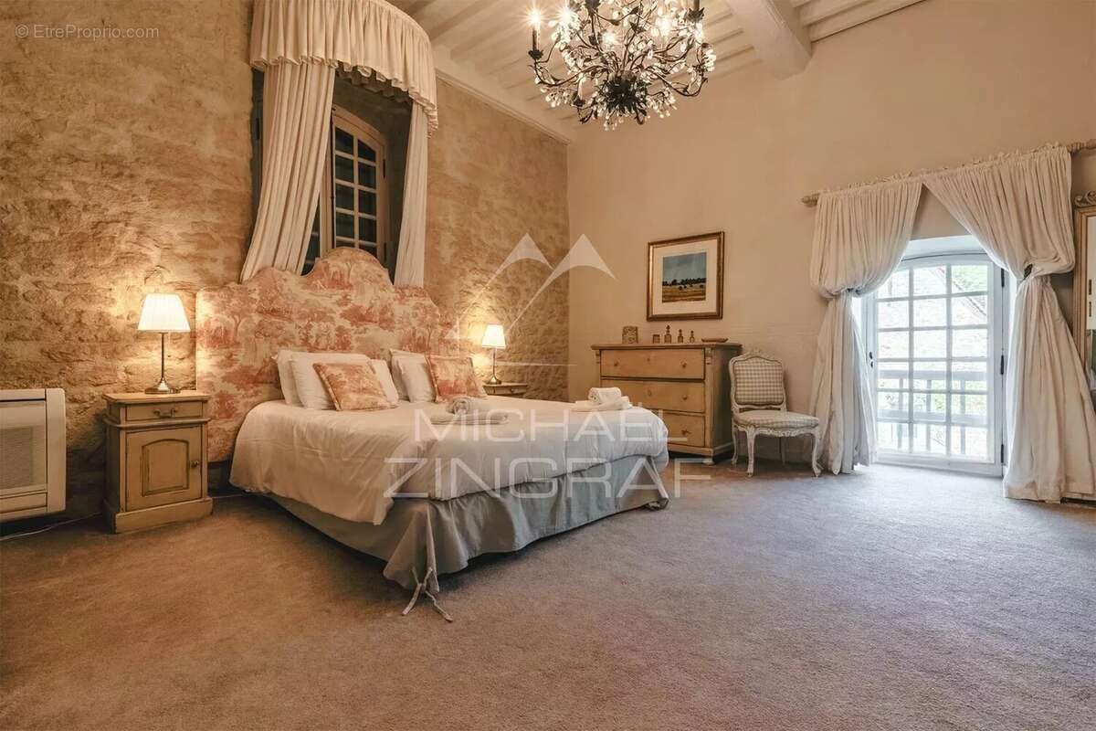 Maison à MAUZENS-ET-MIREMONT