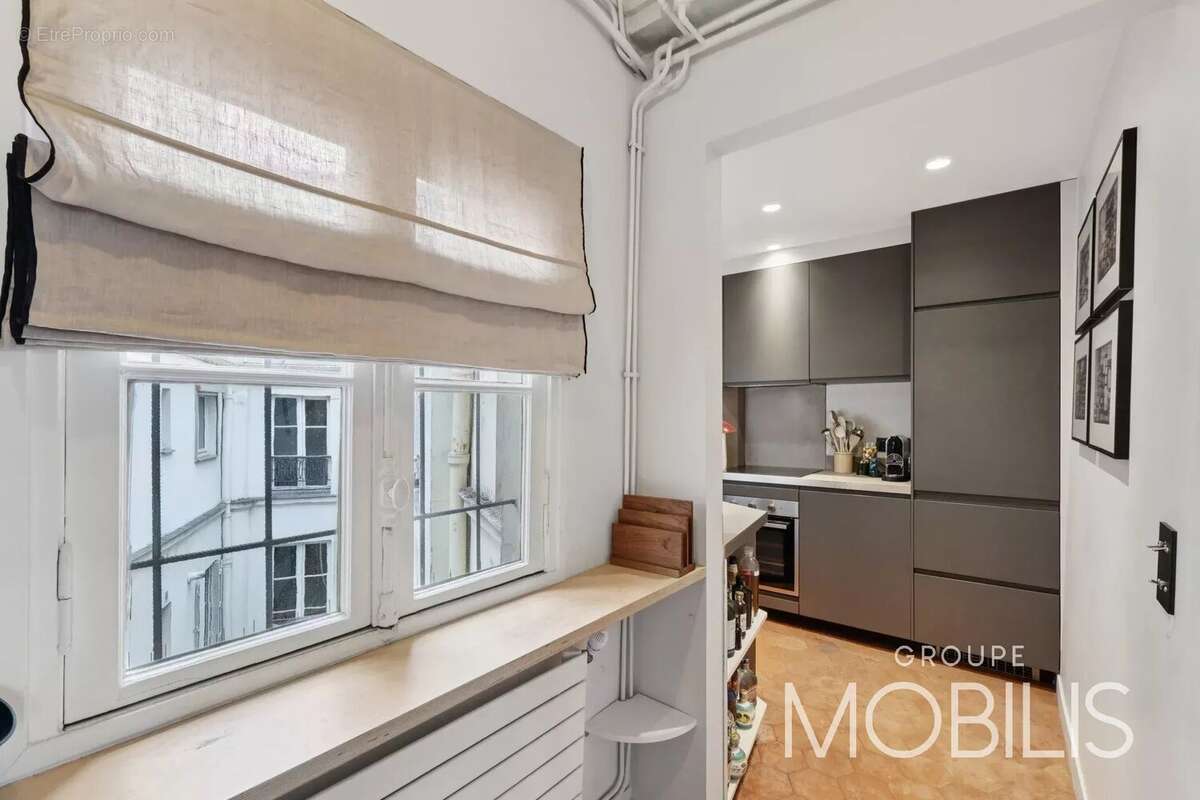 Appartement à PARIS-18E