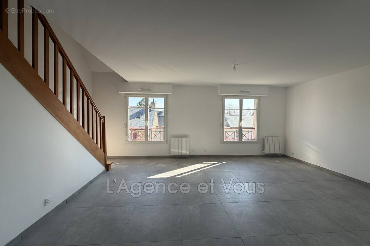 Appartement à SAINT-JOUAN-DES-GUERETS