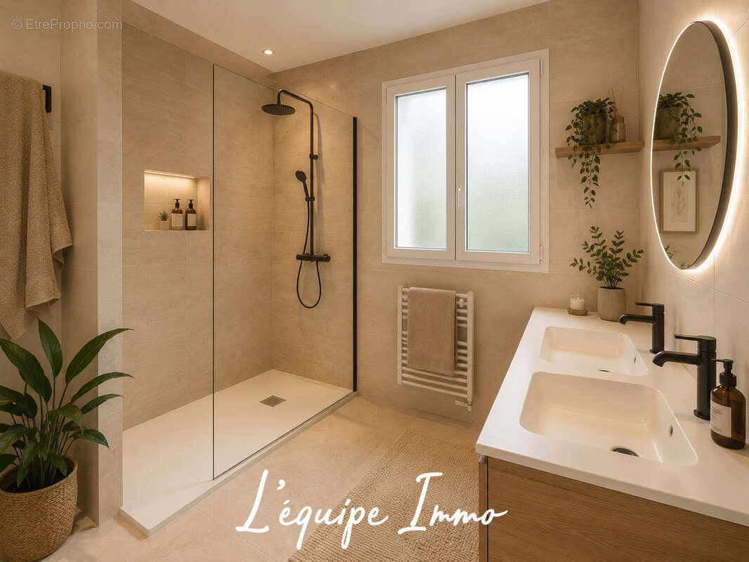 HYPER CENTRE - Maison T6 de 147 m2 - Parcelle de 747 m2- Double garage - - photo 13
