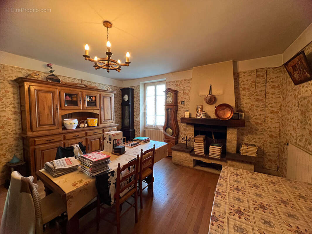 Maison à LABASTIDE-DU-VERT