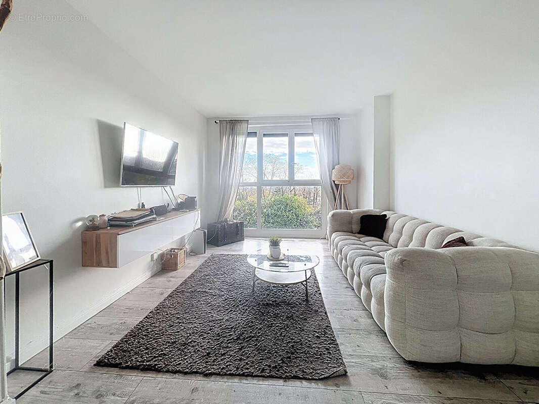 Appartement à SURESNES