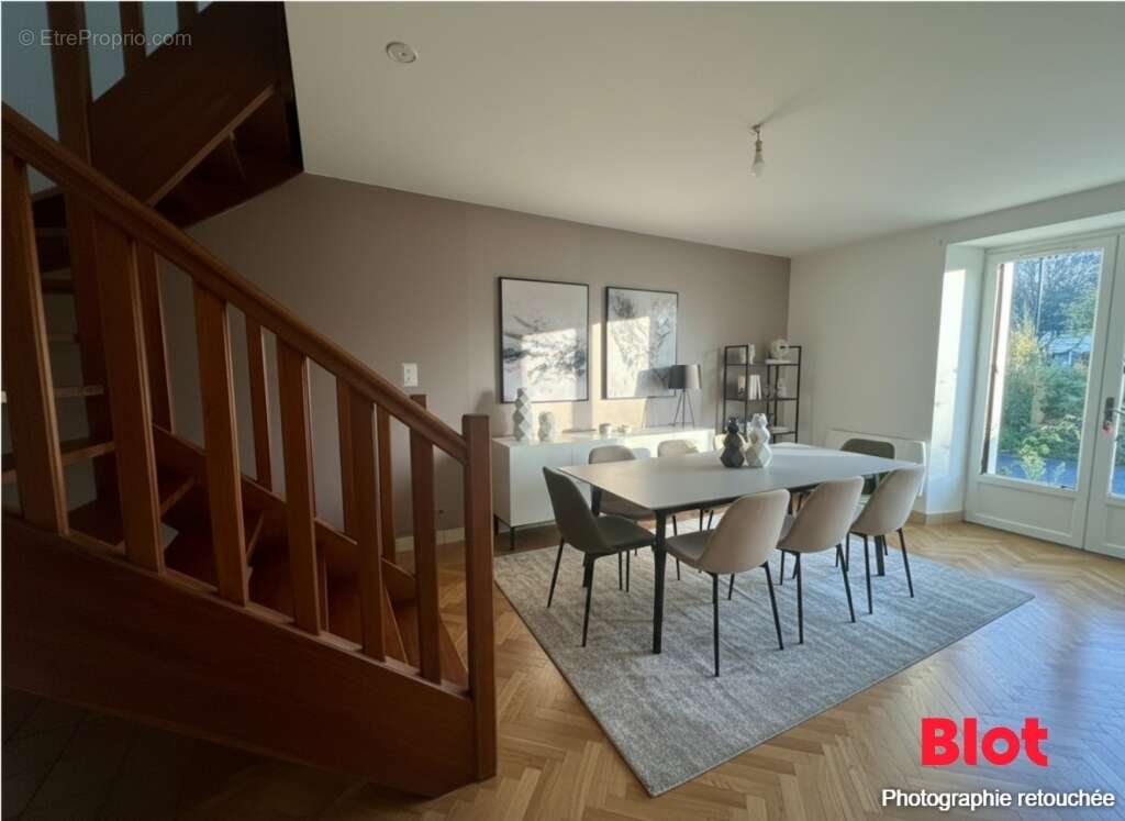 Appartement à MONTFORT-SUR-MEU