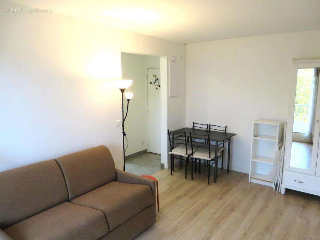 Appartement à COLOMBES