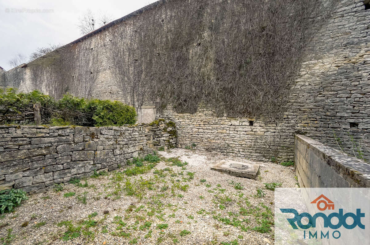 Maison à LUX