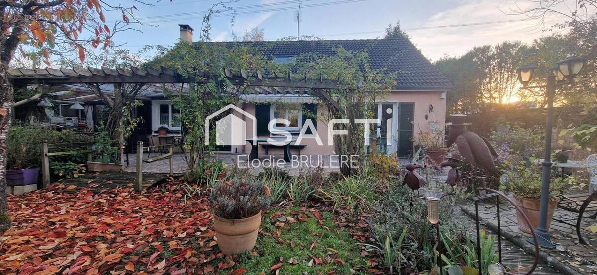 Photo 1 - Maison à SAINT-GERMAIN-LES-ARPAJON