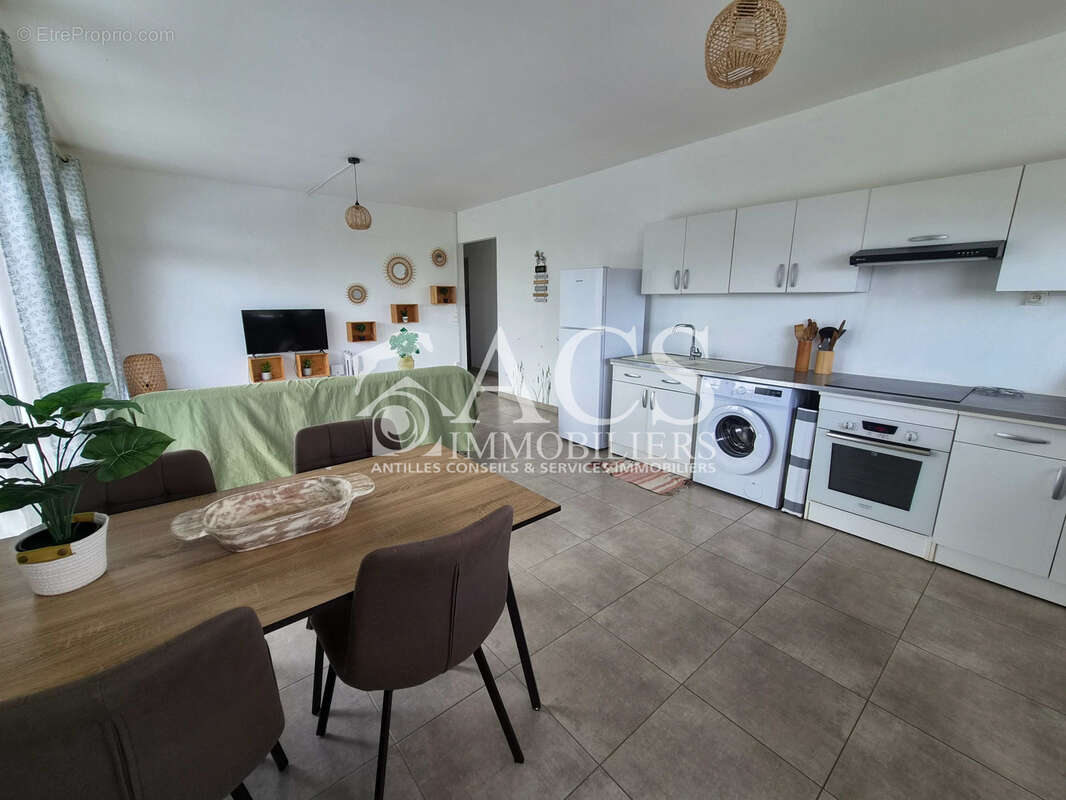 Maison F4 + F5 meublé et équipée en très bon état. - photo 15