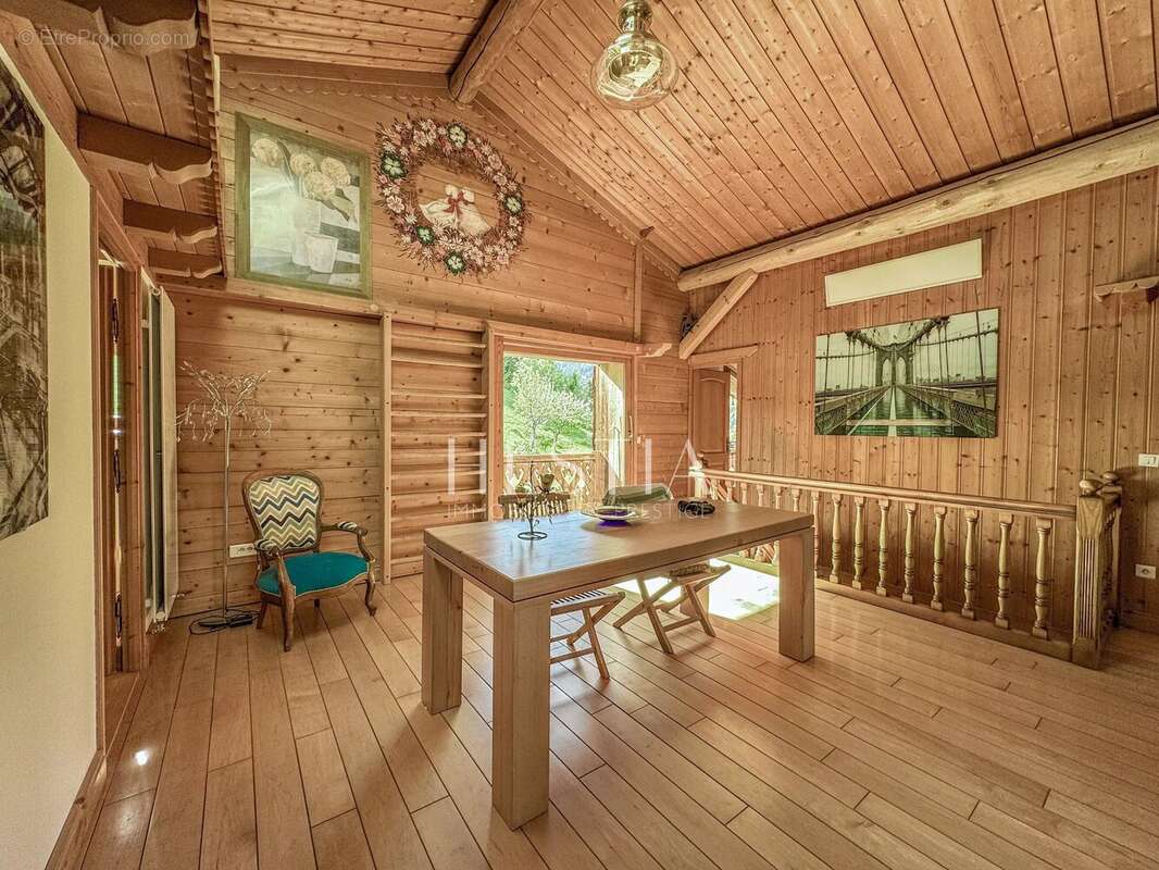 Maison à SAINT-NICOLAS-LA-CHAPELLE