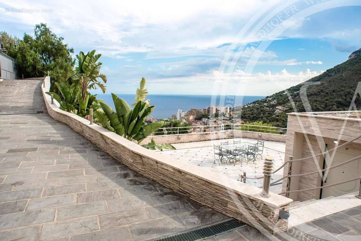 Maison à BEAUSOLEIL