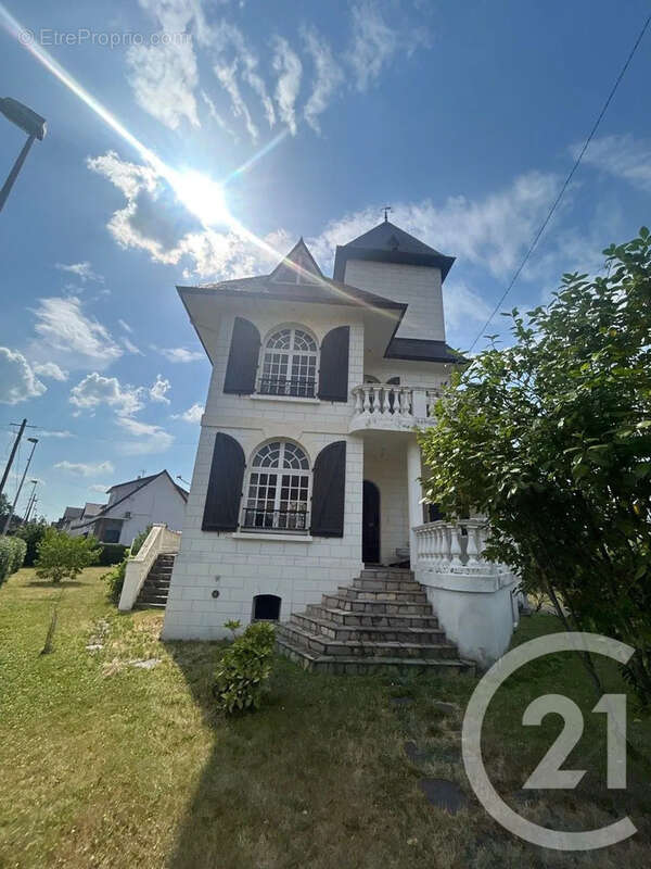 Maison à AULNAY-SOUS-BOIS