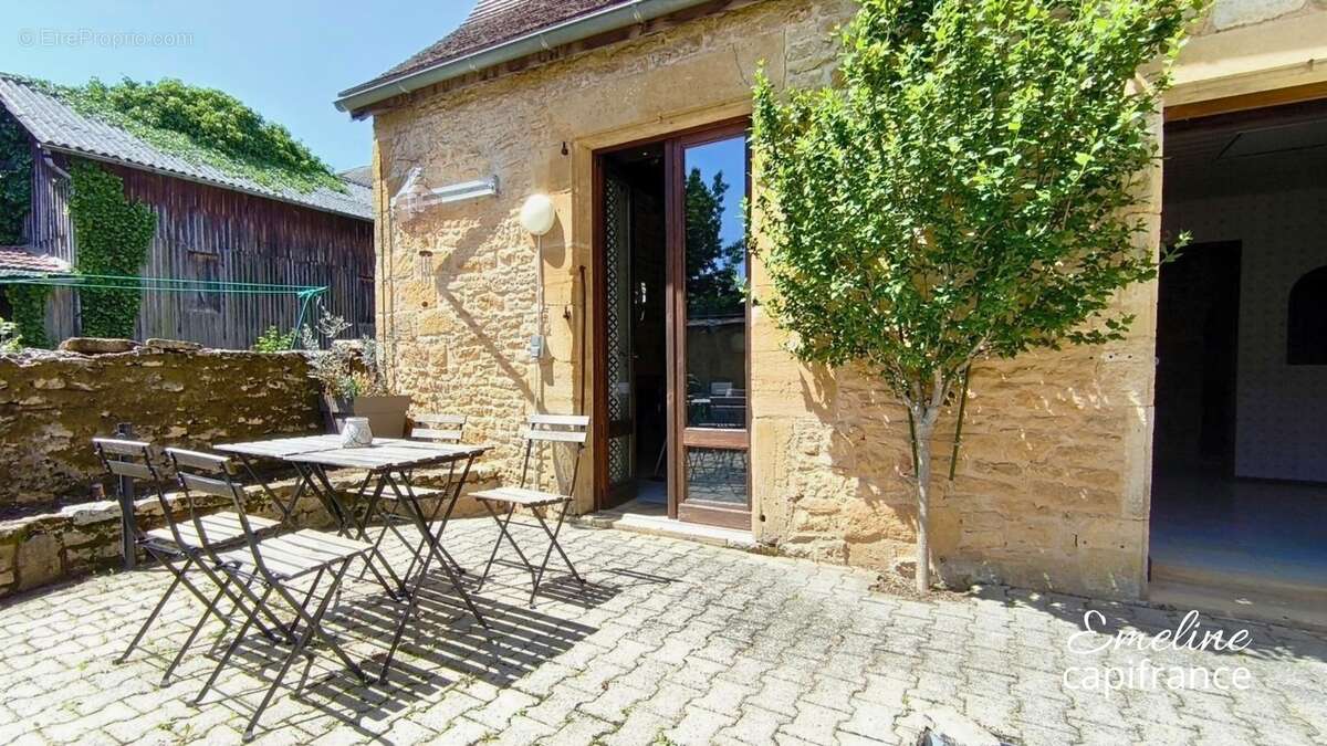 Maison de village de caractère – XIIIe siècle – terrasse – Périgord Noir - photo 16