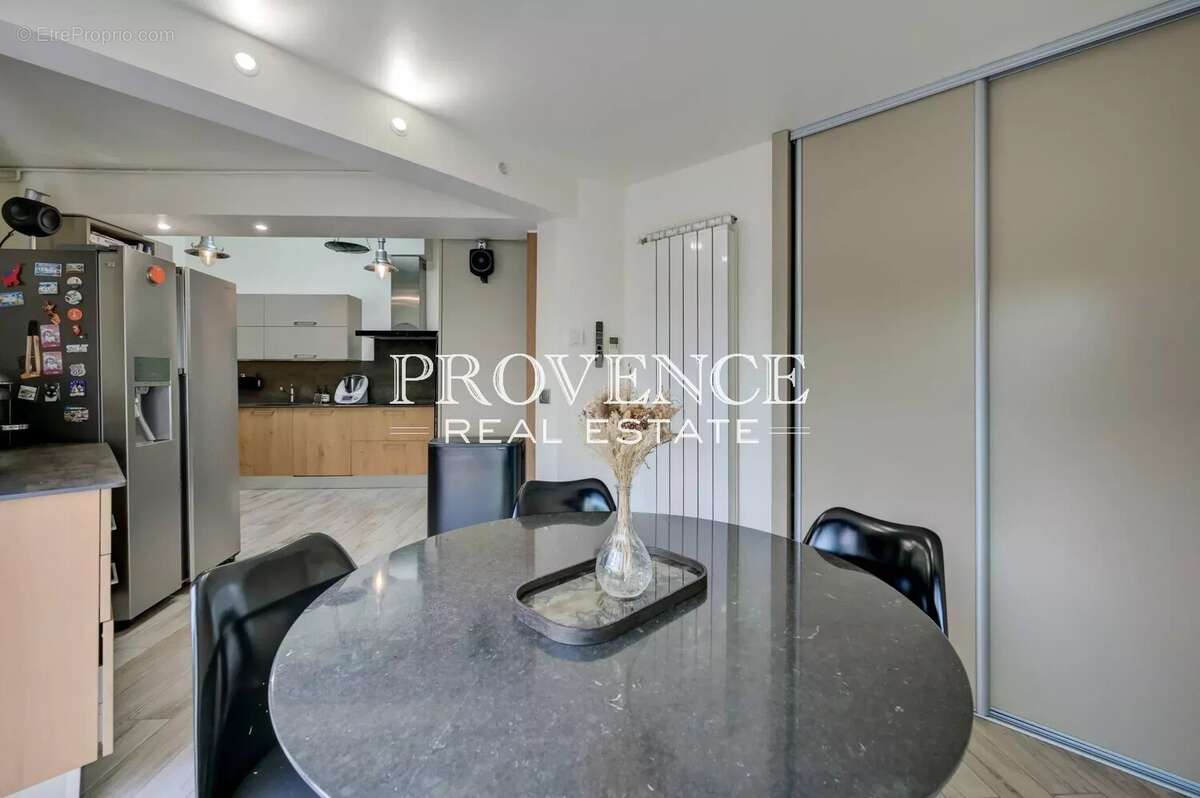 Maison à MARSEILLE-8E